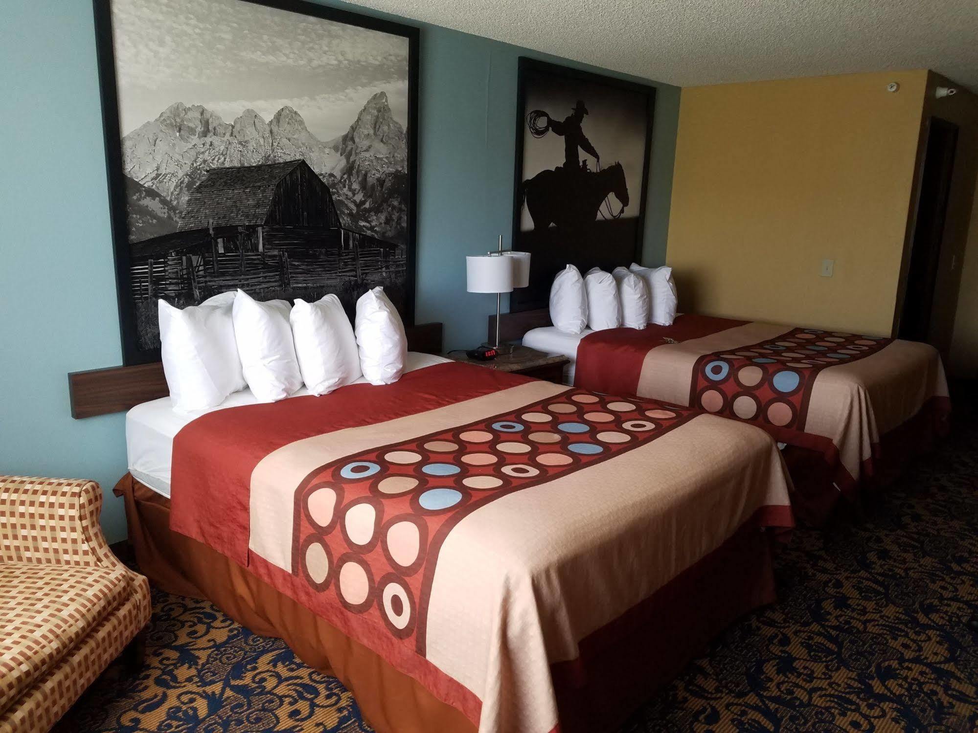 Super 8 By Wyndham Casper East/Evansville Екстериор снимка